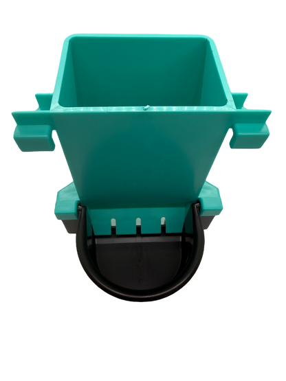 2-Part Plastic Feeder