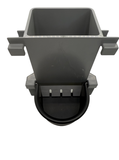 2-Part Plastic Feeder