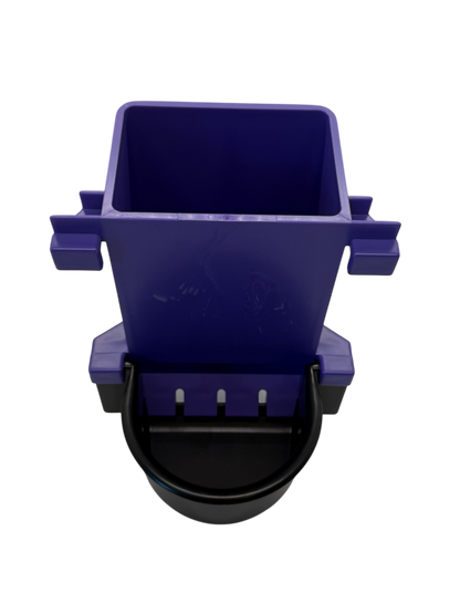 2-Part Plastic Feeder
