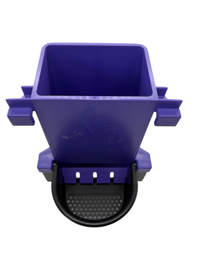 2-Part Plastic Feeder